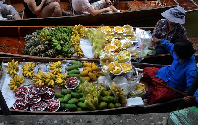 lady seller, floating market in Bangkok