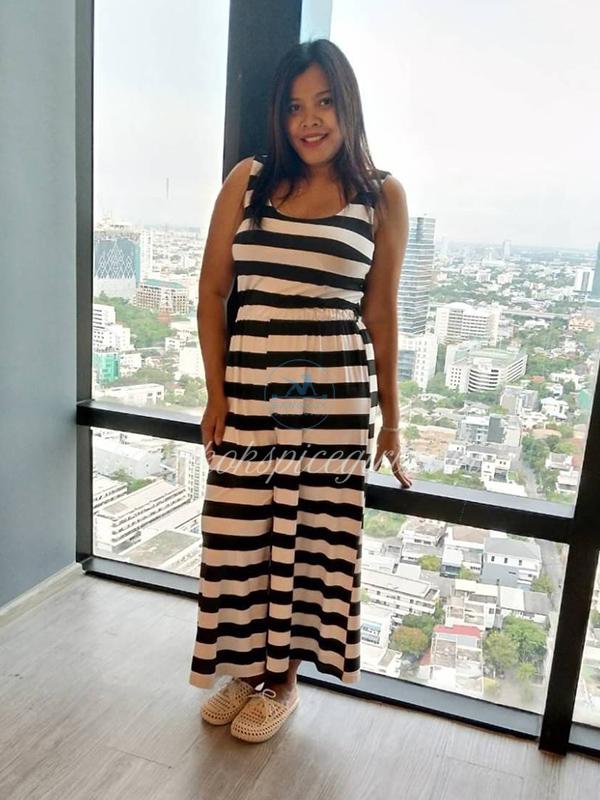 Bangkok escorts, Tina in stripe blouse